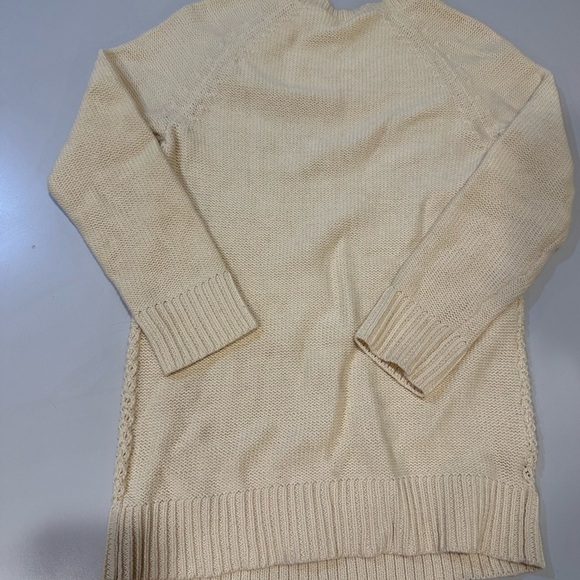 Loft Cream Long Sleeve Sweater Size Small - Picture 2 of 4
